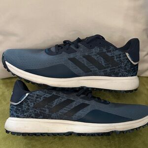 Adidas‎ Navy and Black Athletic Sneakers